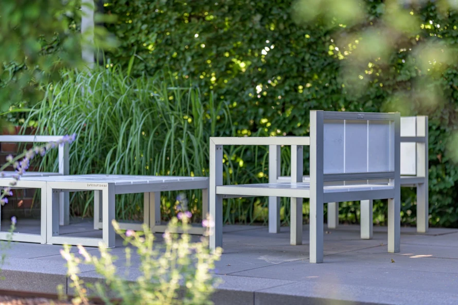 Terrassenbau mit Betonplatten